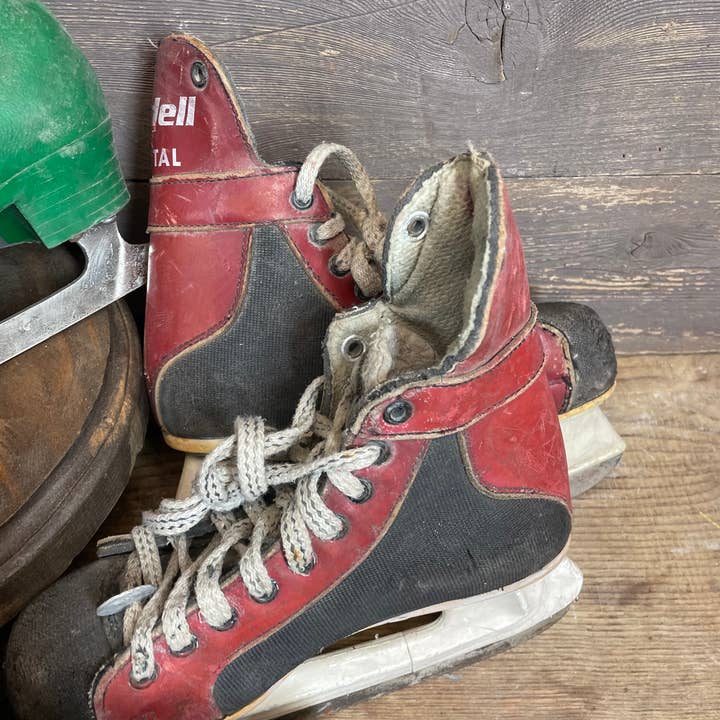 My Amigos Imports - Wholesale Sporting Accessories - Vintage Old Ice Skates-Pair-Skating-WH5-Assorted-$28 2