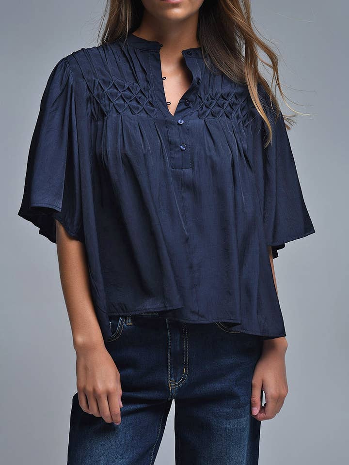 Entspannte marineblaue Boho-Bluse mit Stickdetails für den Großhandel von Q2—All Orders:Free Duties for the US,UK,and Canada