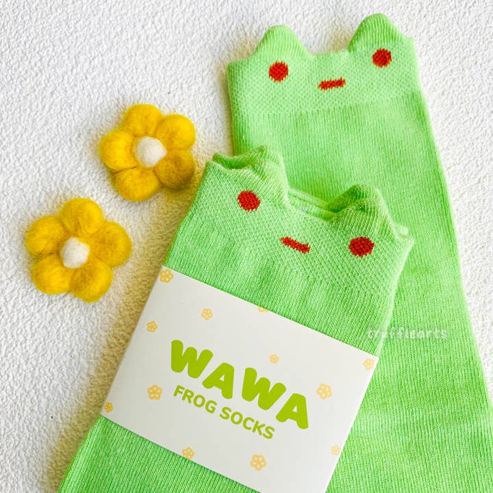 Truffle Arts - Wholesale Socks - Women's - Wawa the Frog Socks