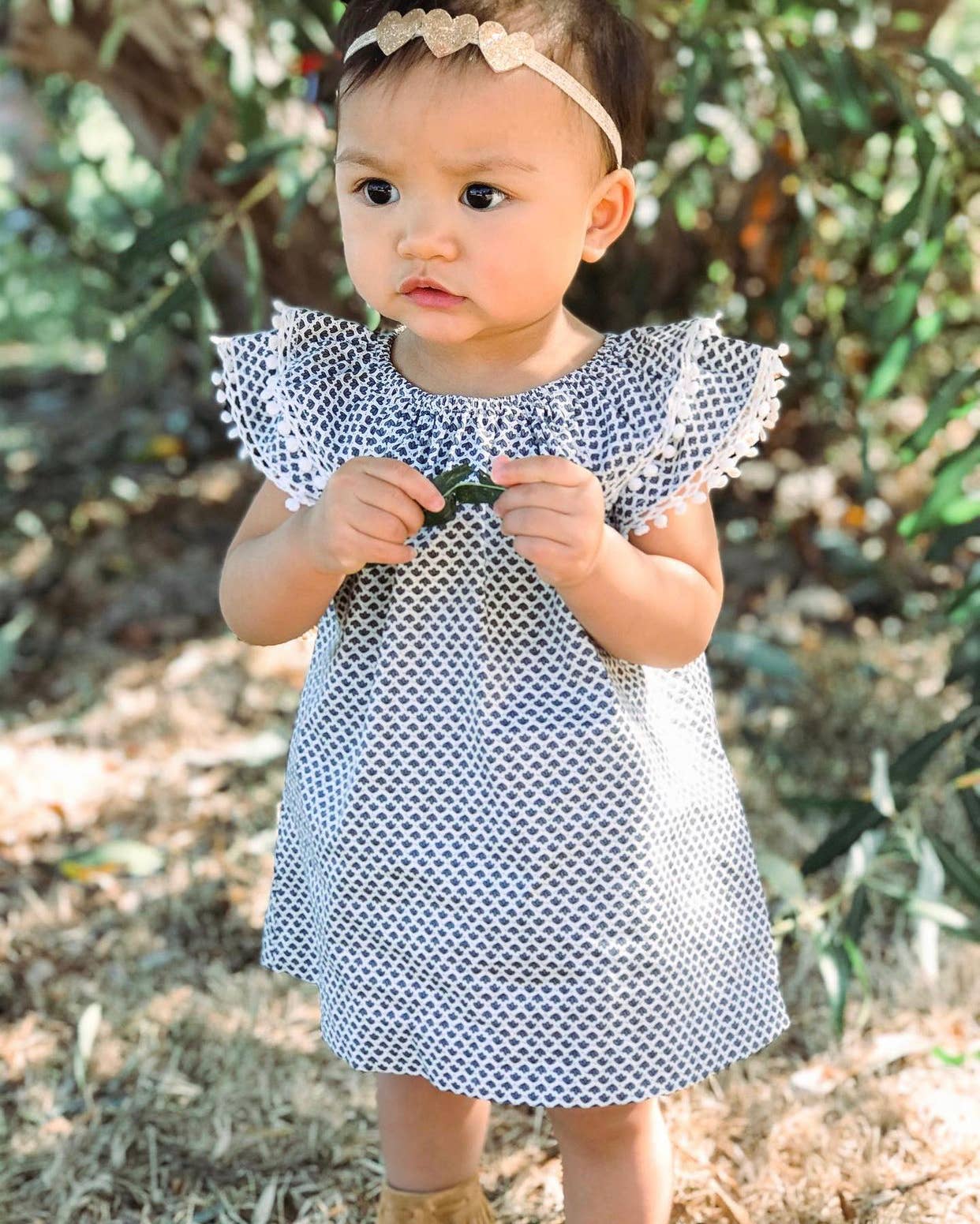 Petit Confection – Großhandel Bekleidungsset – Baby – Graues böhmisches Kleid-Set1