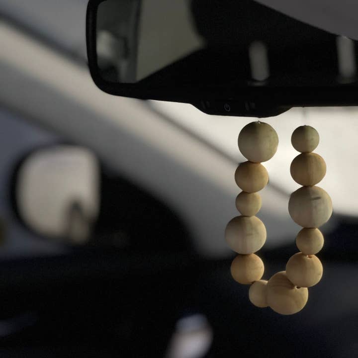 Natural car freshening beads - Lemongrass scent 12 beads for wholesale by Bumble&Blue Staging