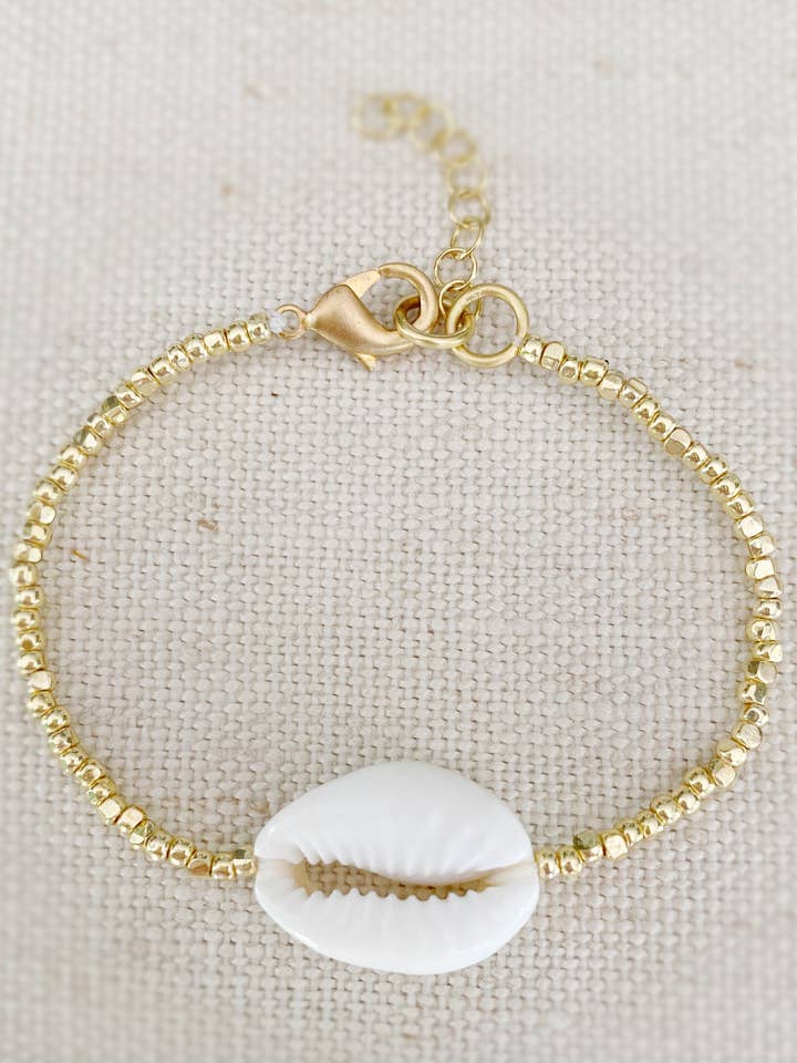 Cowrie armband för wholesale av Summer Love Designs