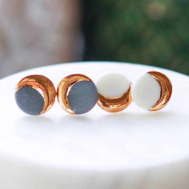 borchie luna per la vendita all'ingrosso da parte di Remnant Studios