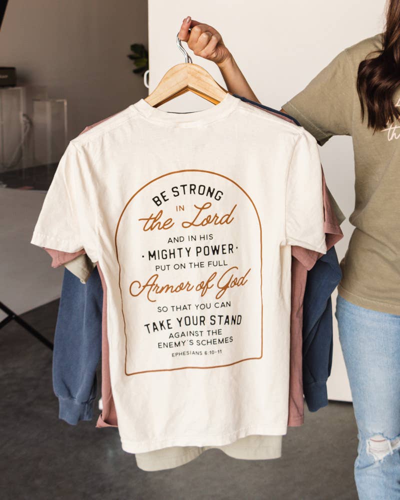 The Anastasia Co – Engroshandel T-shirt med print - Dame – Guds rustning Tee2