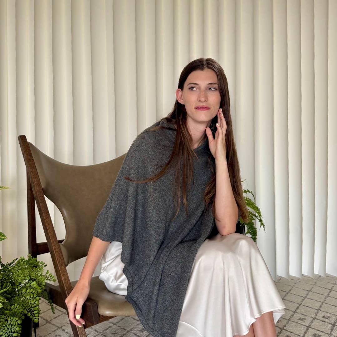 Humble Hilo - Wholesale Poncho - Women's - Humble Hilo Handloomed Cashmere Poncho, Classic8