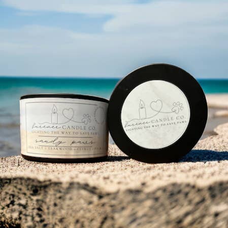 Sandy Paws Medium Candle for wholesale by Furever Candle Co.