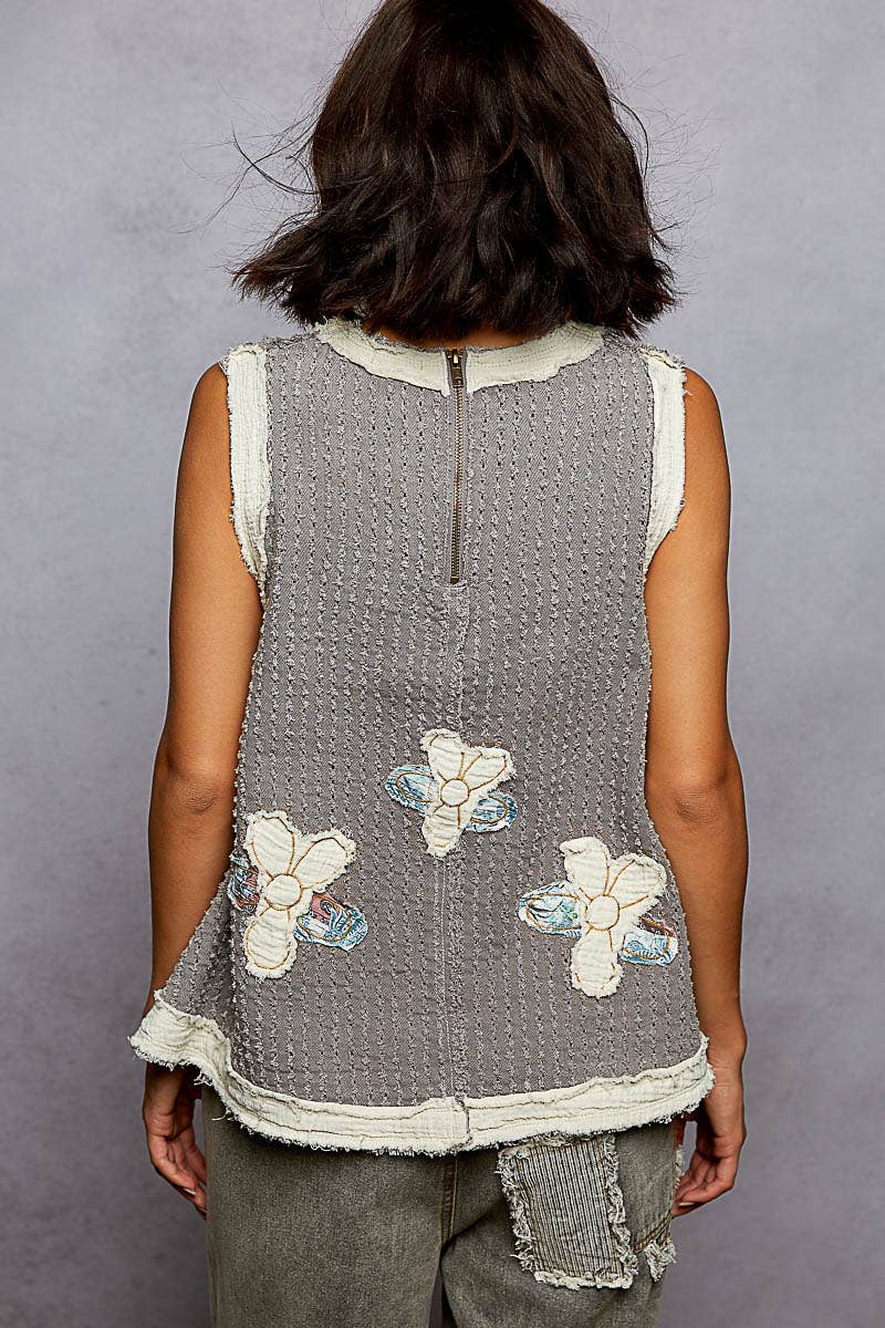 Pol Clothing - Wholesale Blouse - Women's - Round Neck Sleeveless Denim Flower Patch Top3