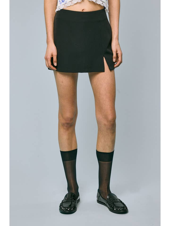 Sky to Moon - Wholesale Skirt - Women's - SOFT SOLID COLOR ONE-SIDE SLIT FIT-IN MINI SKORT