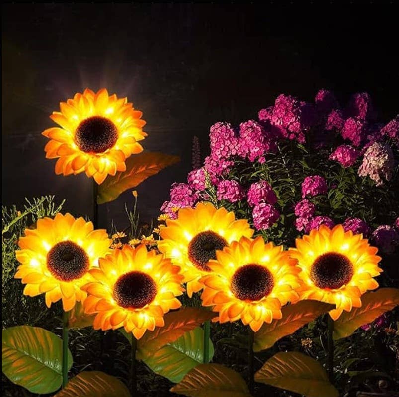 Kiyo Home – wholesale Garden/lawn stake – Solar Sunflowers 3-Piece Set13