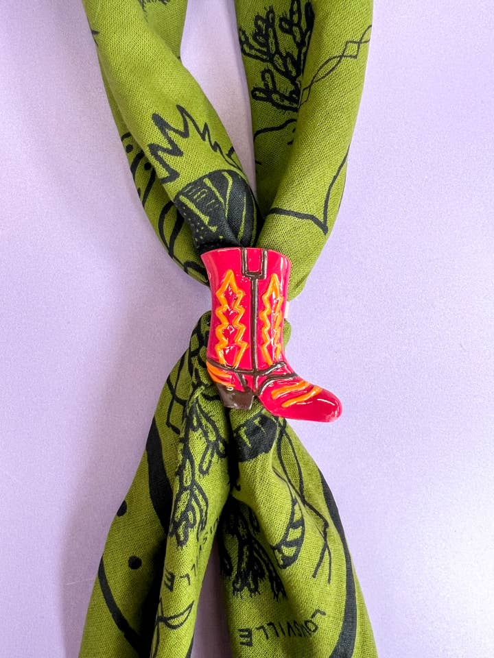 Diapositive de bandana de botte de cowboy colorée - Plusieurs couleurs pour la vente par Velvet Outlaw