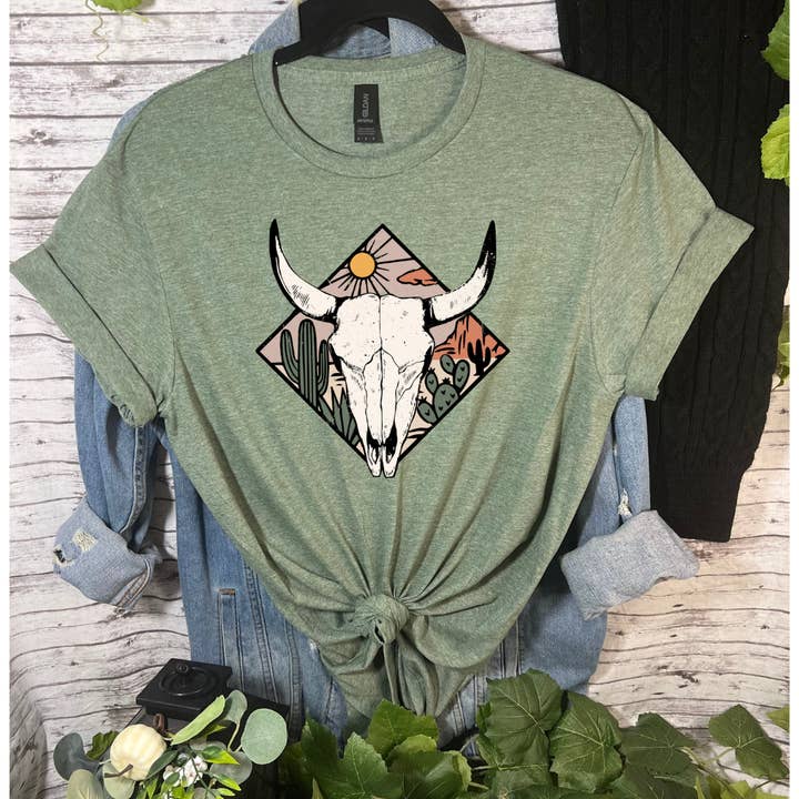 T-shirt Le crâne de vache pour la vente par Duck Creations Wholesale