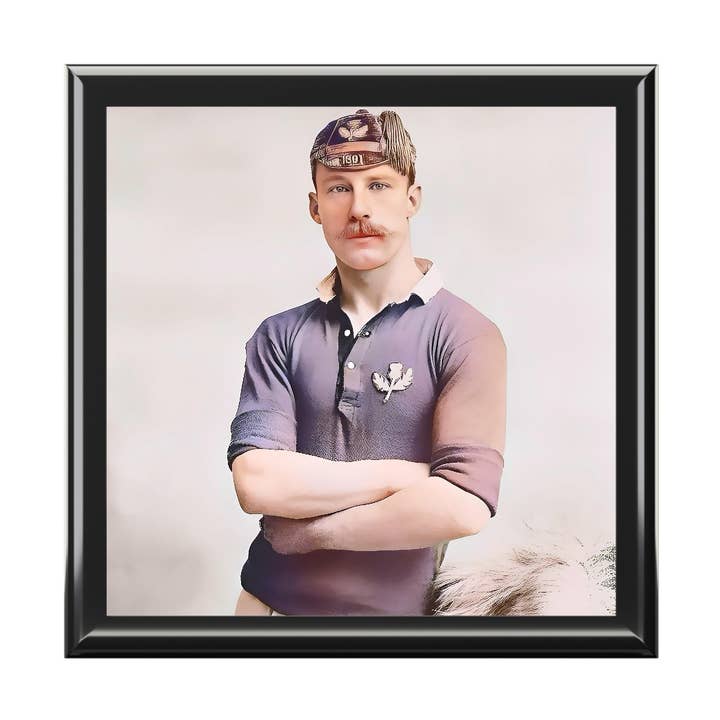 celibataire 035 | Keepsake Box for wholesale by Walt & Pete