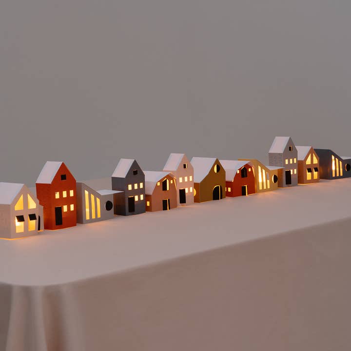 Jurianne Matter – Großhandel Bastelset – SAMLET tiny houses