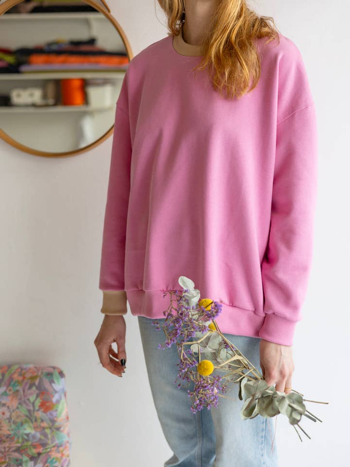 Sweatshirt oversize à col rond 'Homecoming' | rose barbie pour la vente par aesthete-kidswear