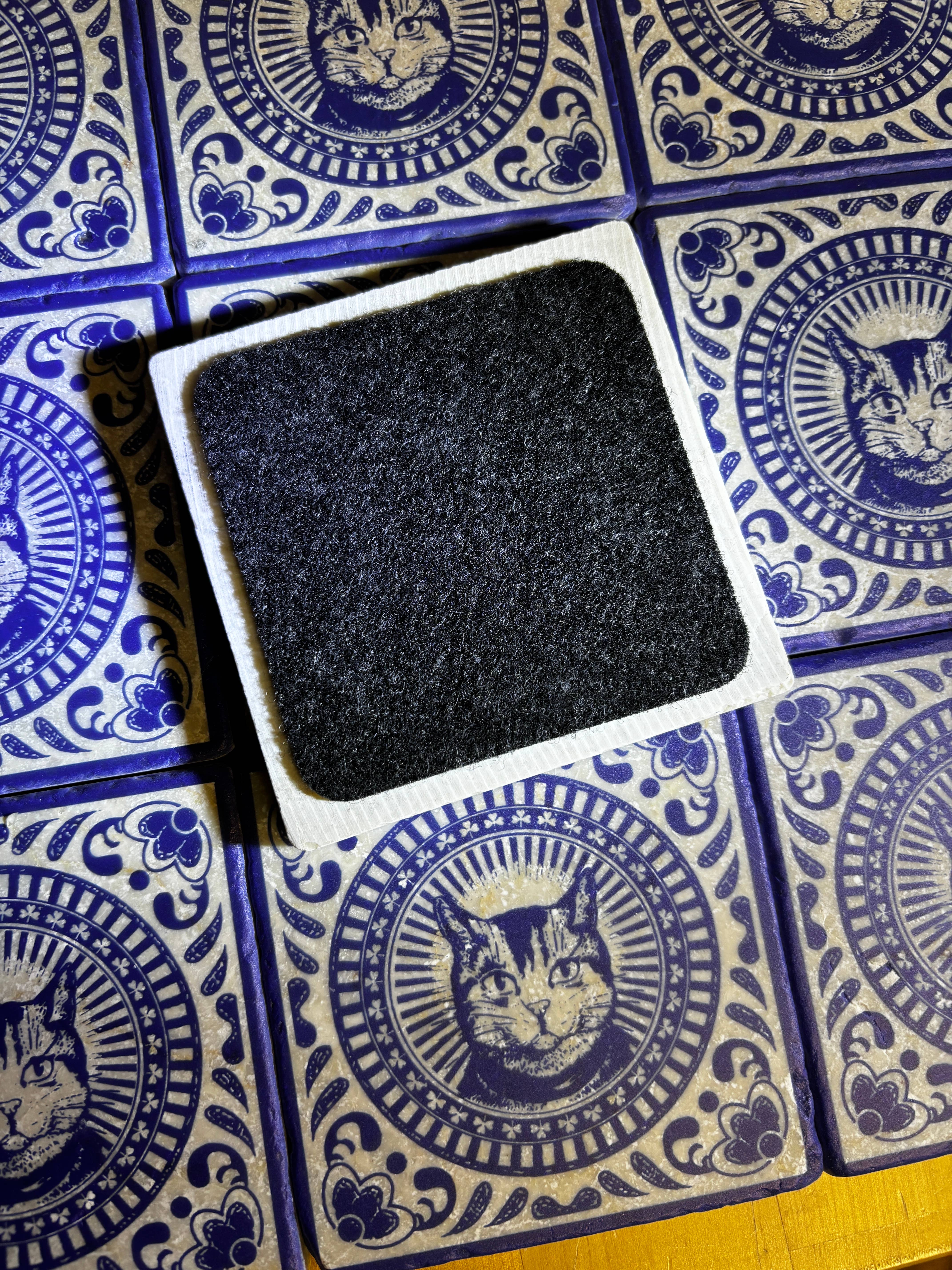 Henri Banks - Creative Gifts - Wholesale Decorative Tabletop Object - Printed marble tile, The Cat4