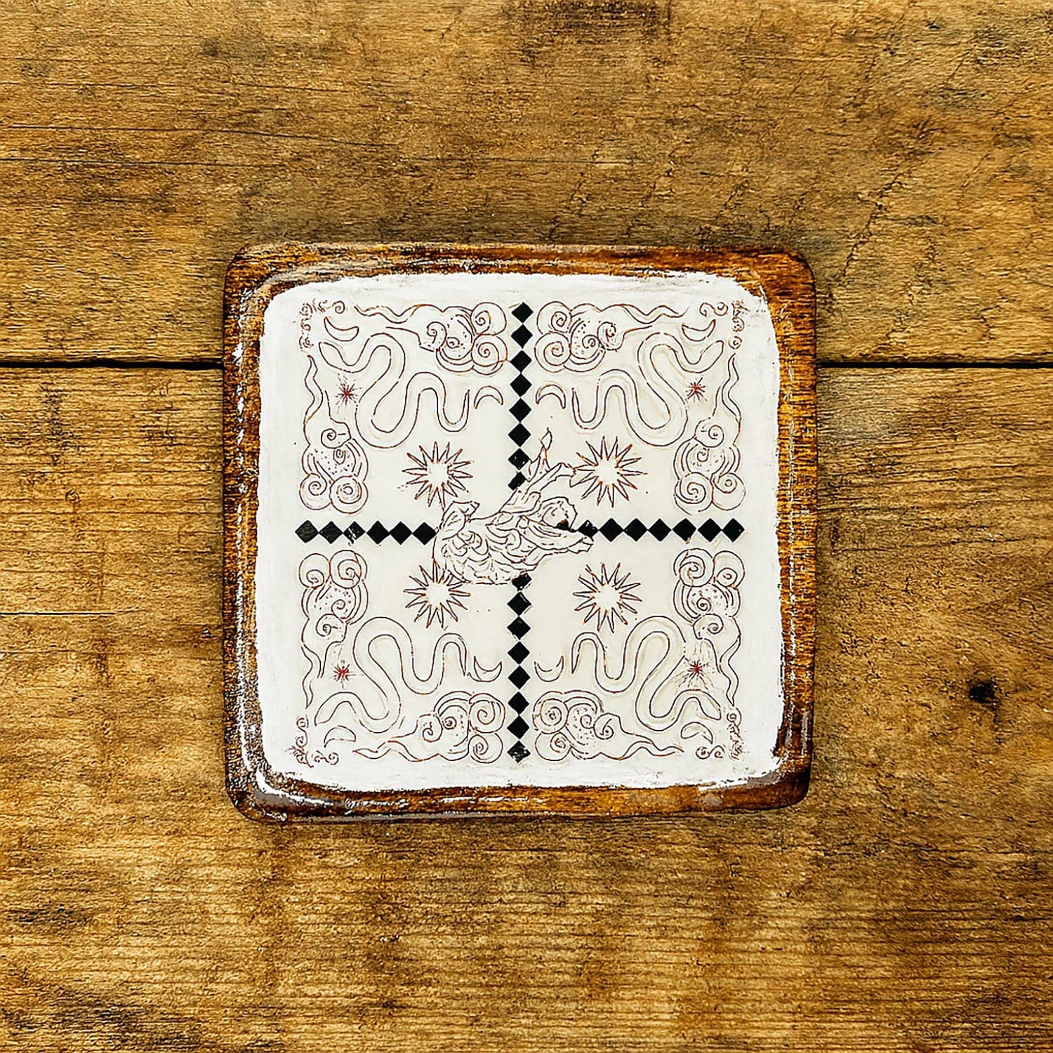 Etnico del Mondo - Vente Plateaux décoratifs - Plateau Émaillé Carré Hop Hare En Bois De Manguier #1