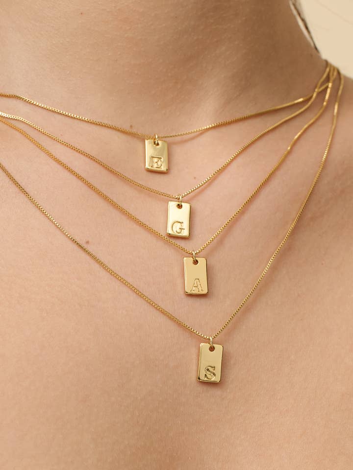 Collar chapado en oro de 18 quilates con Tag Initial (18 opciones) para venta al por mayor de Angels Whisper Accessories