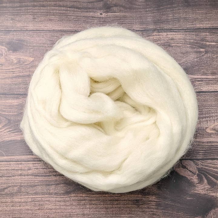 Bare Fiber for Dyeing or Spinning - Falkland / Corriedale for wholesale by Lauritzen Dyed Fibers