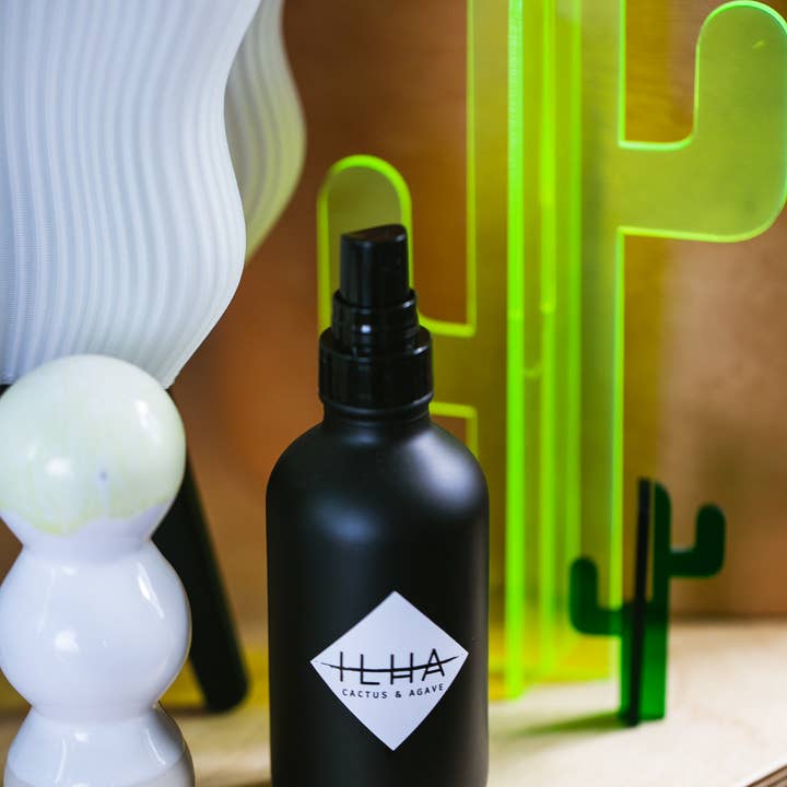 Cactus et agave - Brume pour chambre et lin, 4 oz pour la vente par ILHA Candles