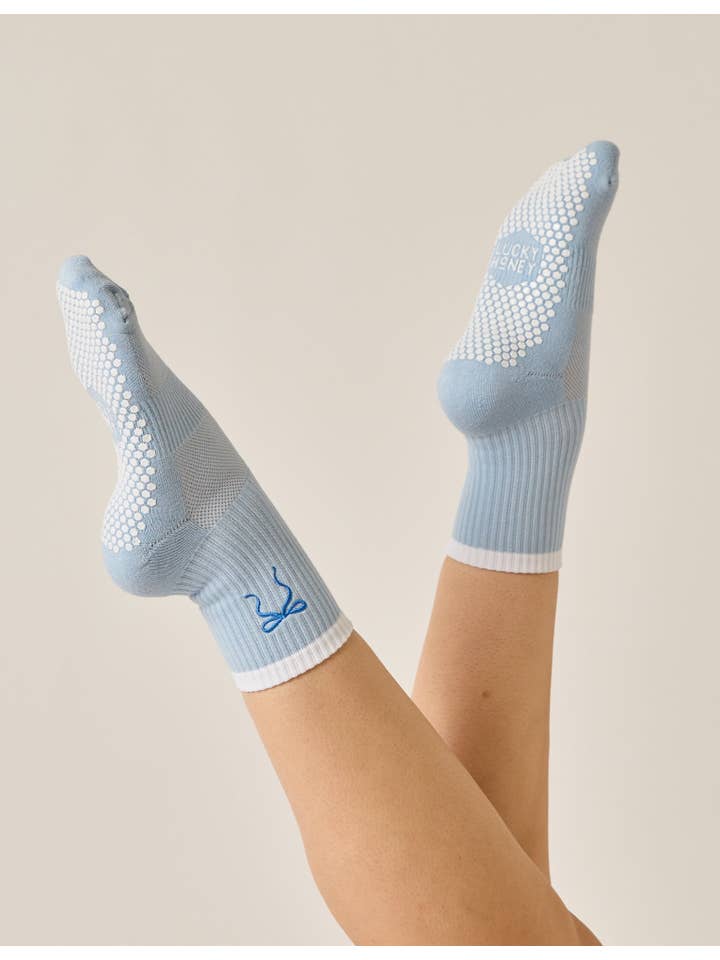 LUCKY HONEY - Wholesale Socks - Women's - Crew Grip Baby Blue Bow