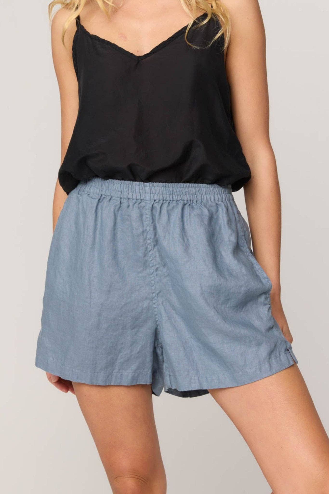 Primness - Wholesale Shorts - Women's - LAKESIDE SHORT - SILVER3