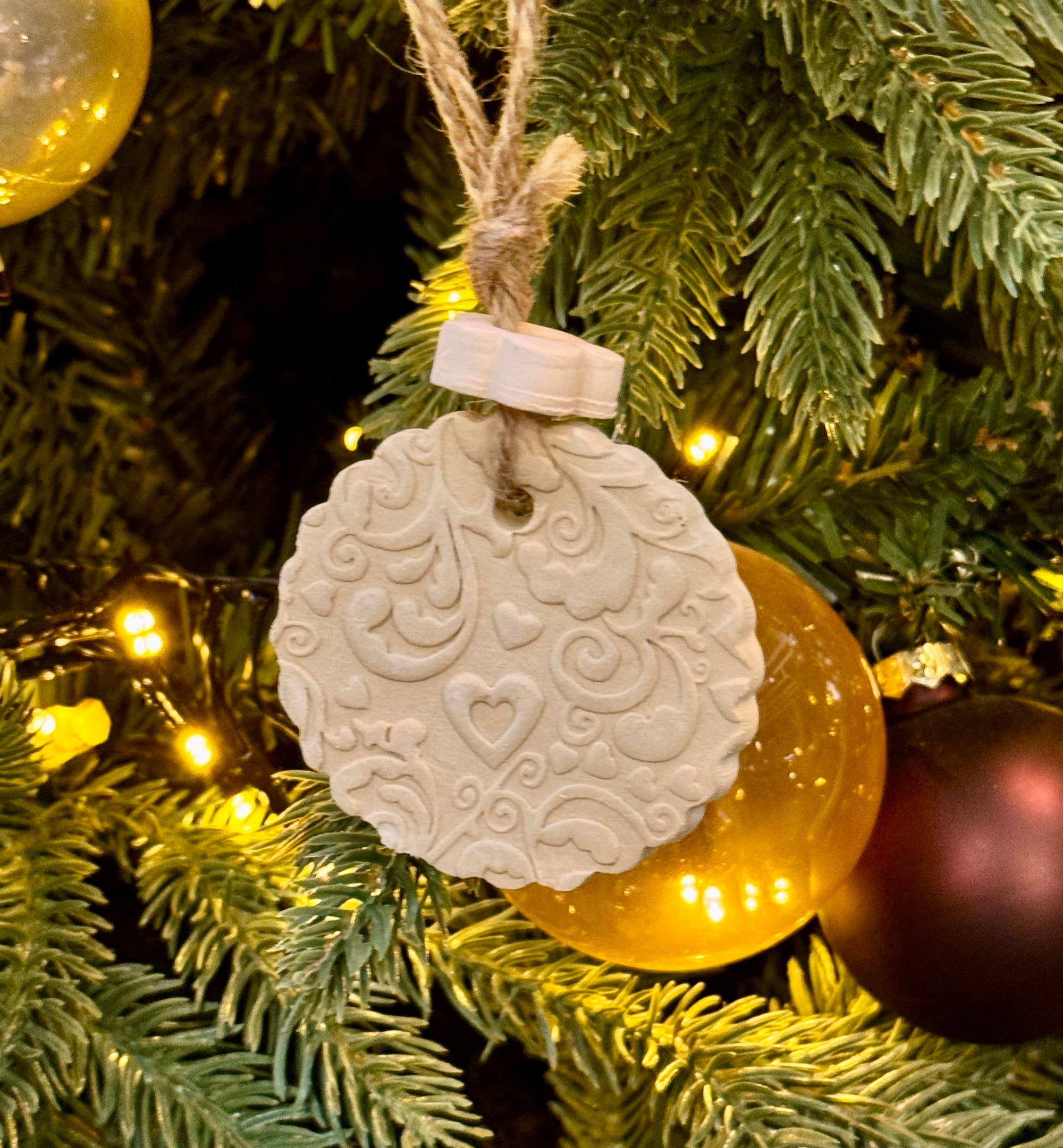 Anoq - Vendita all'ingrosso Scaldaolio - Diffusore di fragranza in ceramica da appendere3