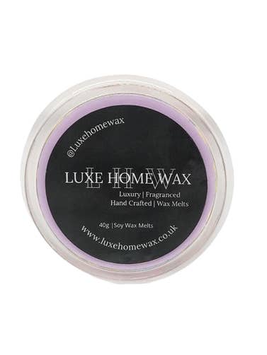 Pot à segment cœur en cerisier noir pour la vente par Luxe Home Wax