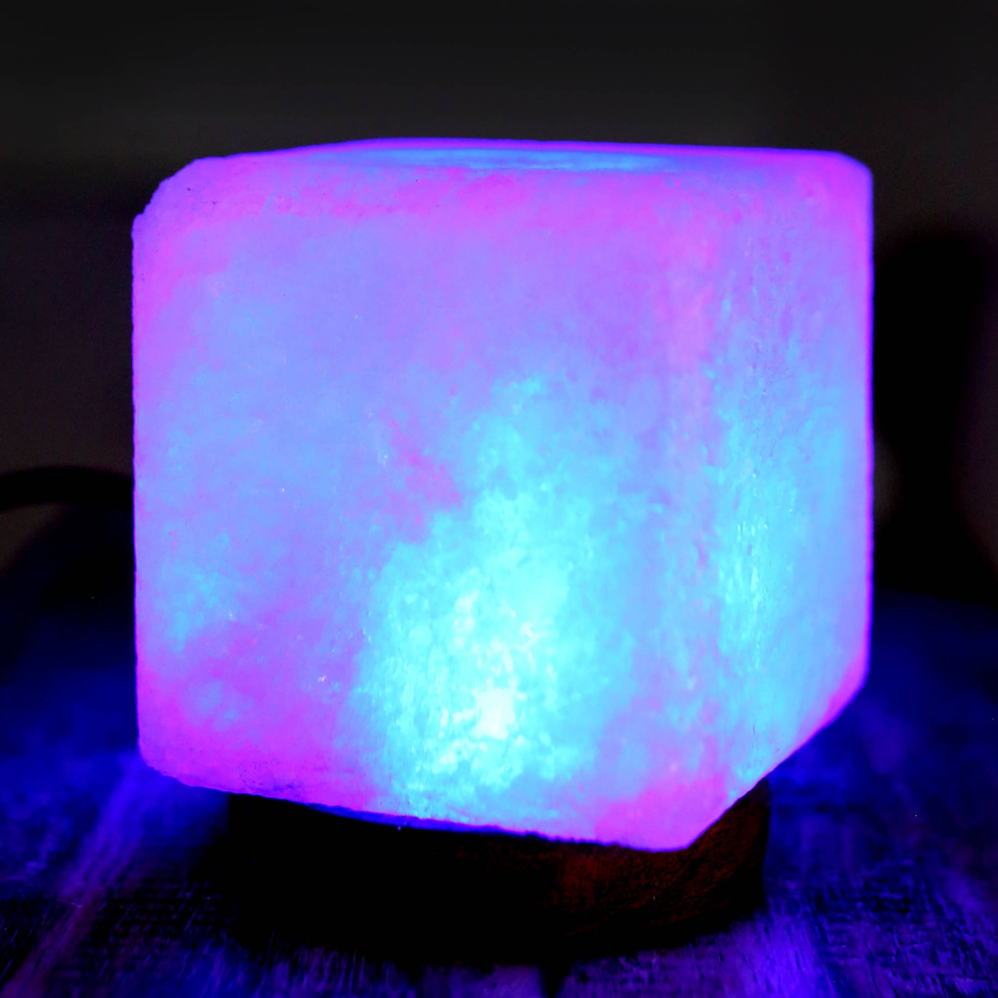 Ethike.eu - Wholesale Salt Lamp - 2 USB salt lamps - Cube