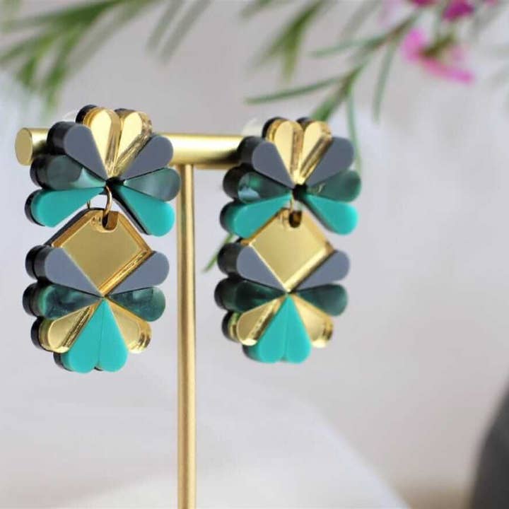 Little Geraldine - Wholesale Stud/post earrings - Flourish Stud