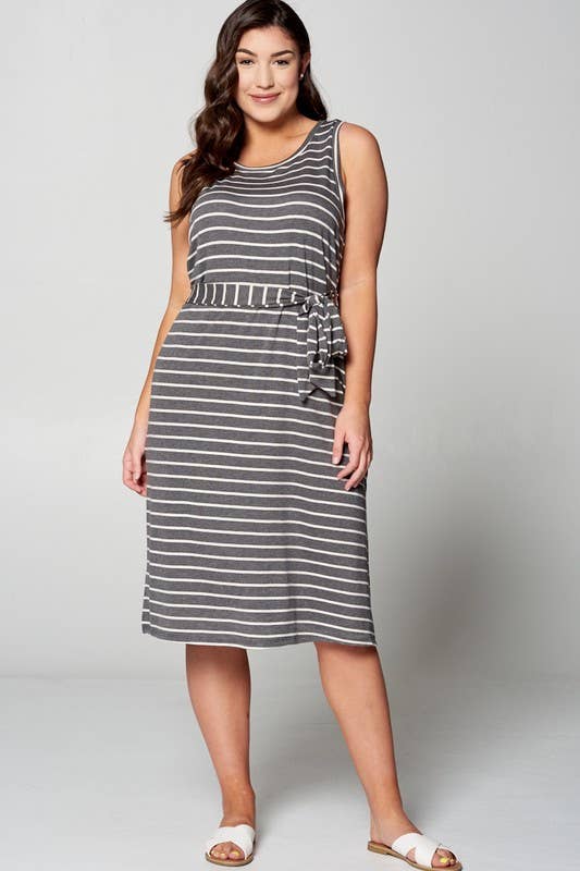 Emerald Collection - Wholesale Dress - Women's - ETK-7633-PL Sleeveless Midi Dress3