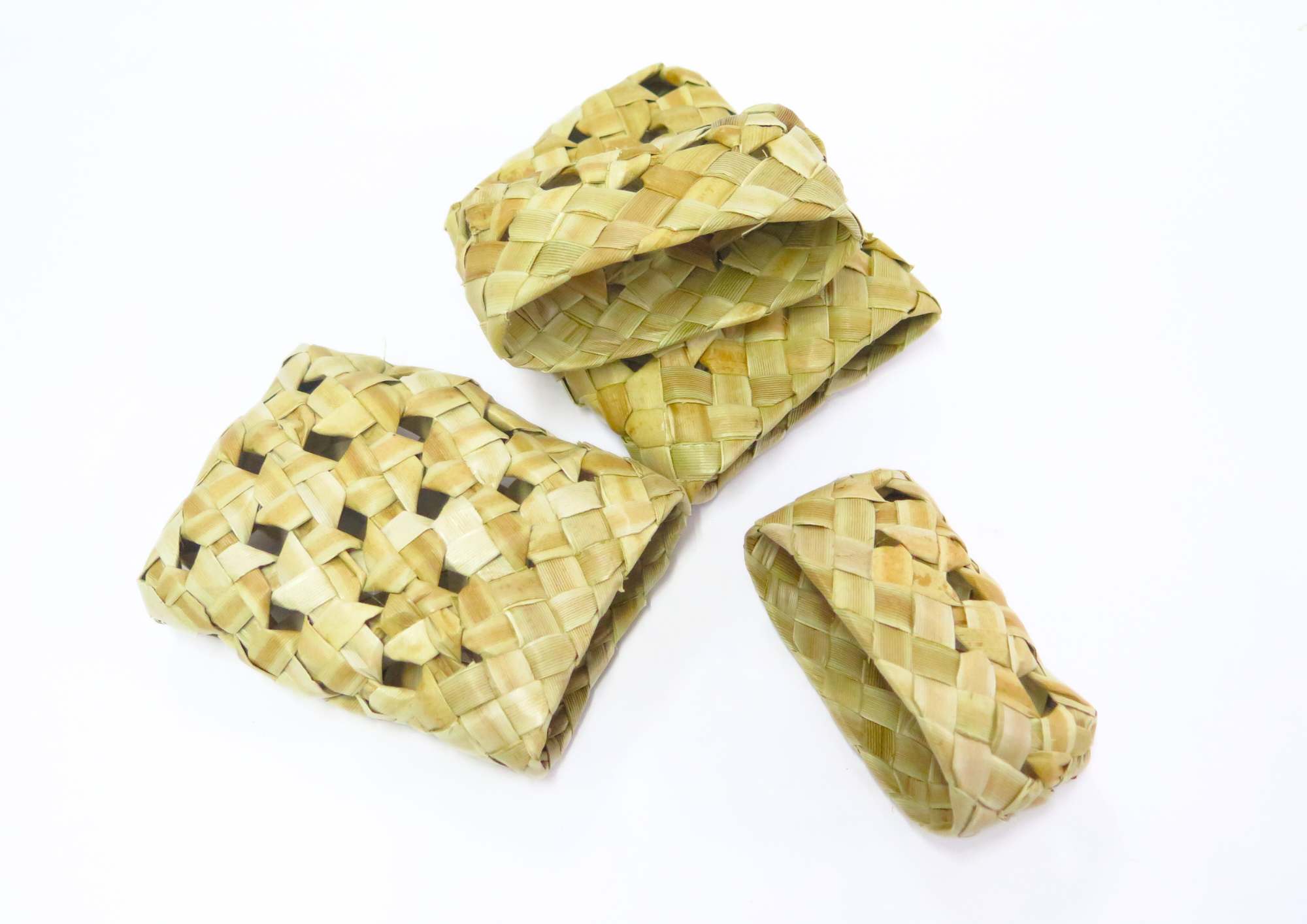 No Furries Delights – wholesale Pet toy – Not cat/dog – BULK Palm Pocket with Holes2