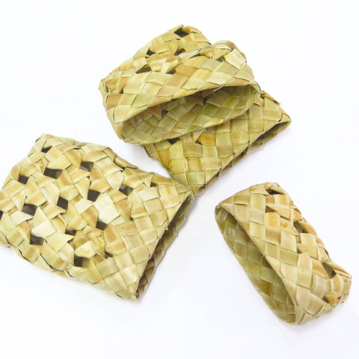 No Furries Delights - Wholesale Pet toy – Not cat/dog - BULK Palm Pocket with Holes2