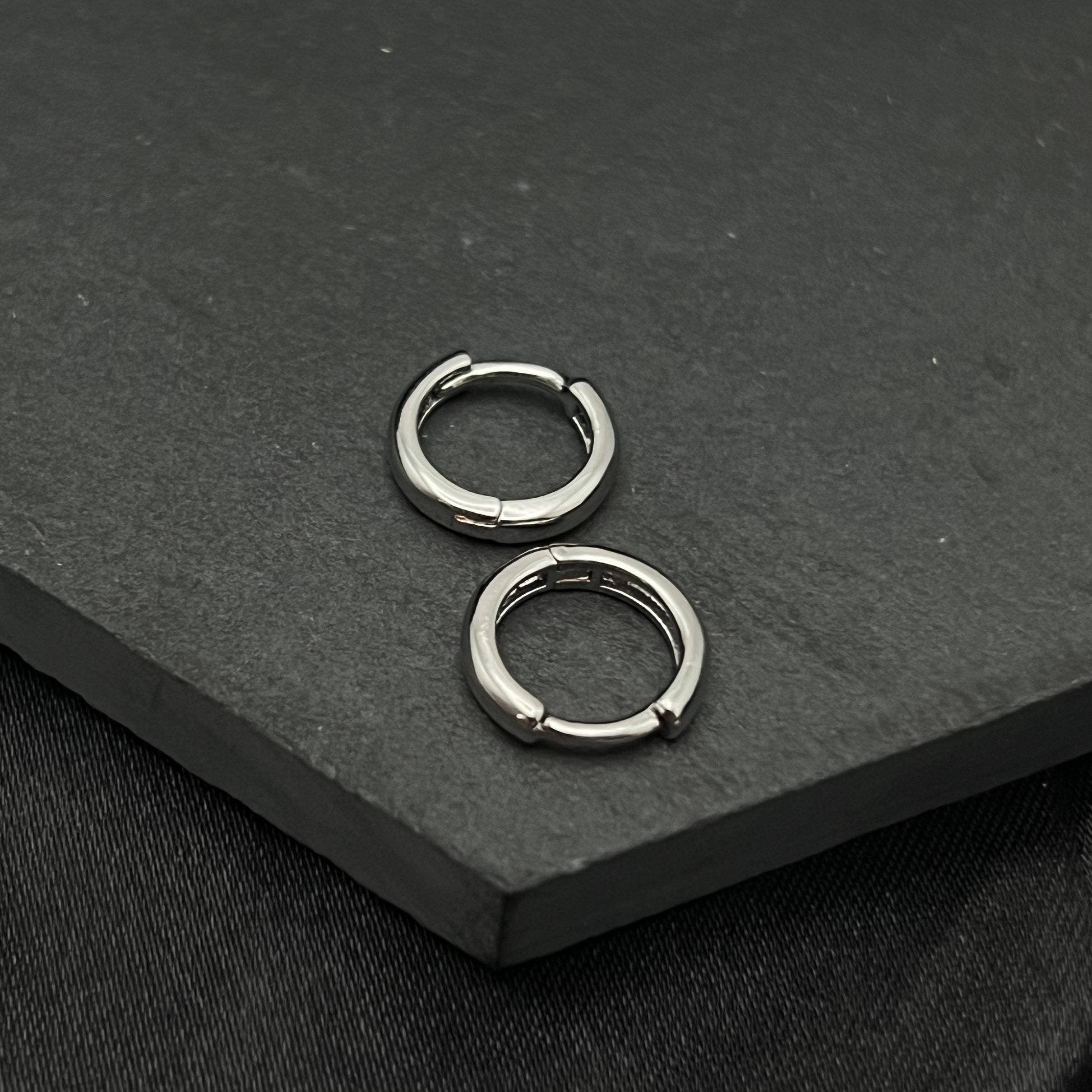 Howard's - Wholesale Huggie Earrings - Huggie Hoop Earrings2