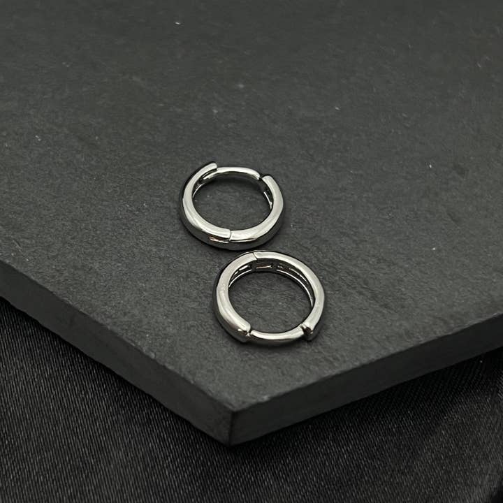 Howard's - Wholesale Huggie Earrings - Huggie Hoop Earrings2