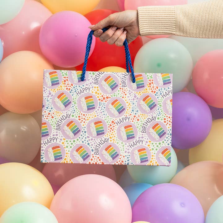 Jaybee Design - Wholesale Gift bag - Rainbow Birthday Cake Pattern Gift Bag 1