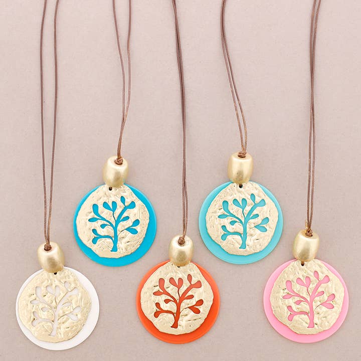 Sonata - Vente Colliers à pendentif - Collier long avec pendentif en résine métallique Medallon4