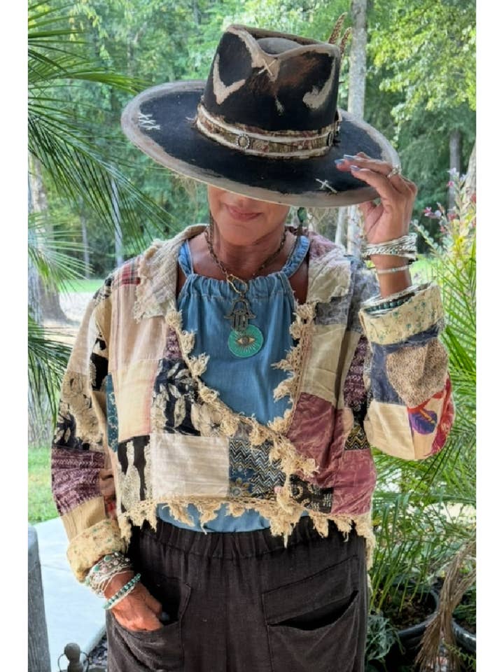 Splitting Ways Jacka - Lappad för wholesale av Jaded Gypsy