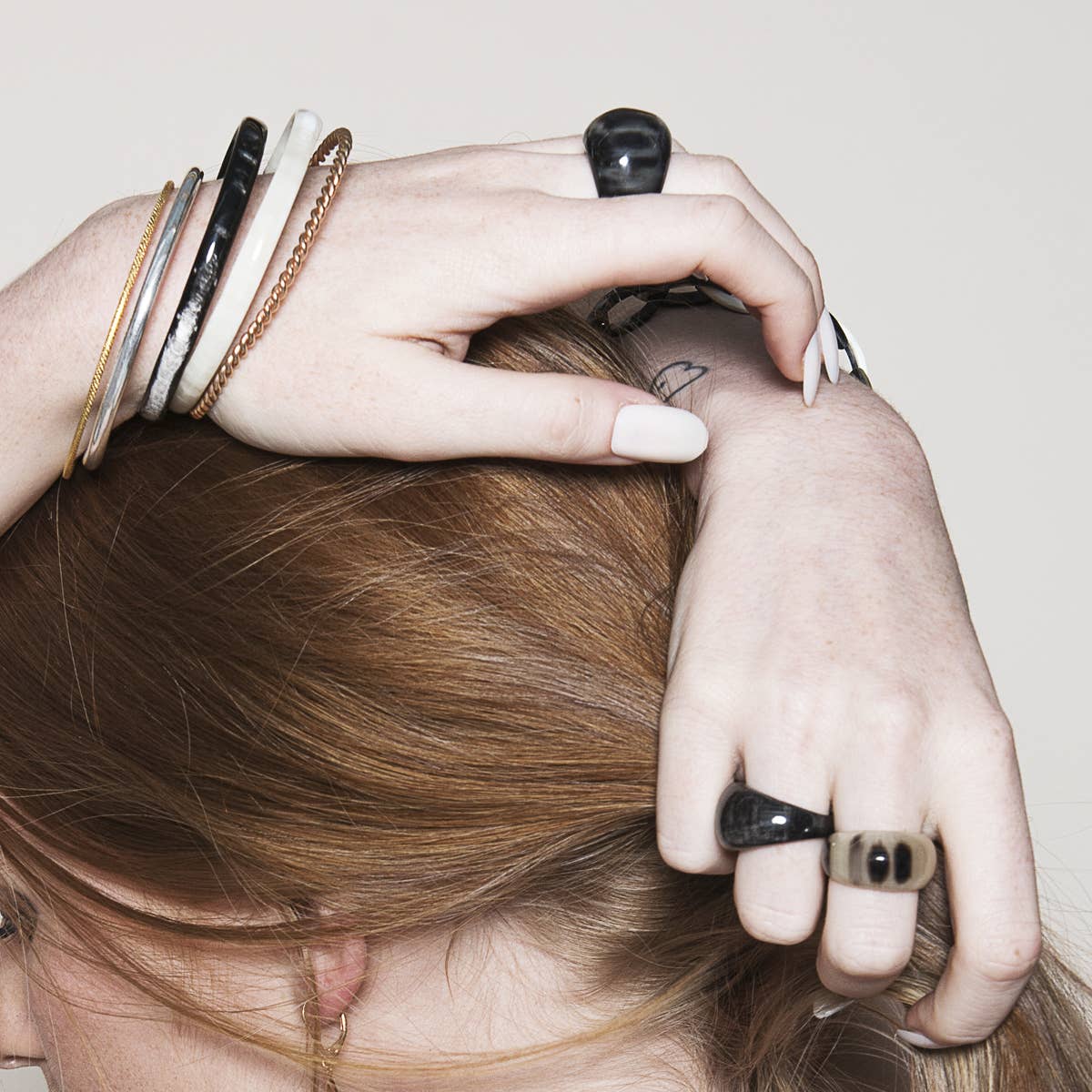 COUCOT - Wholesale Bangle Bracelet - Light Horn Week To View - 5mm Width6