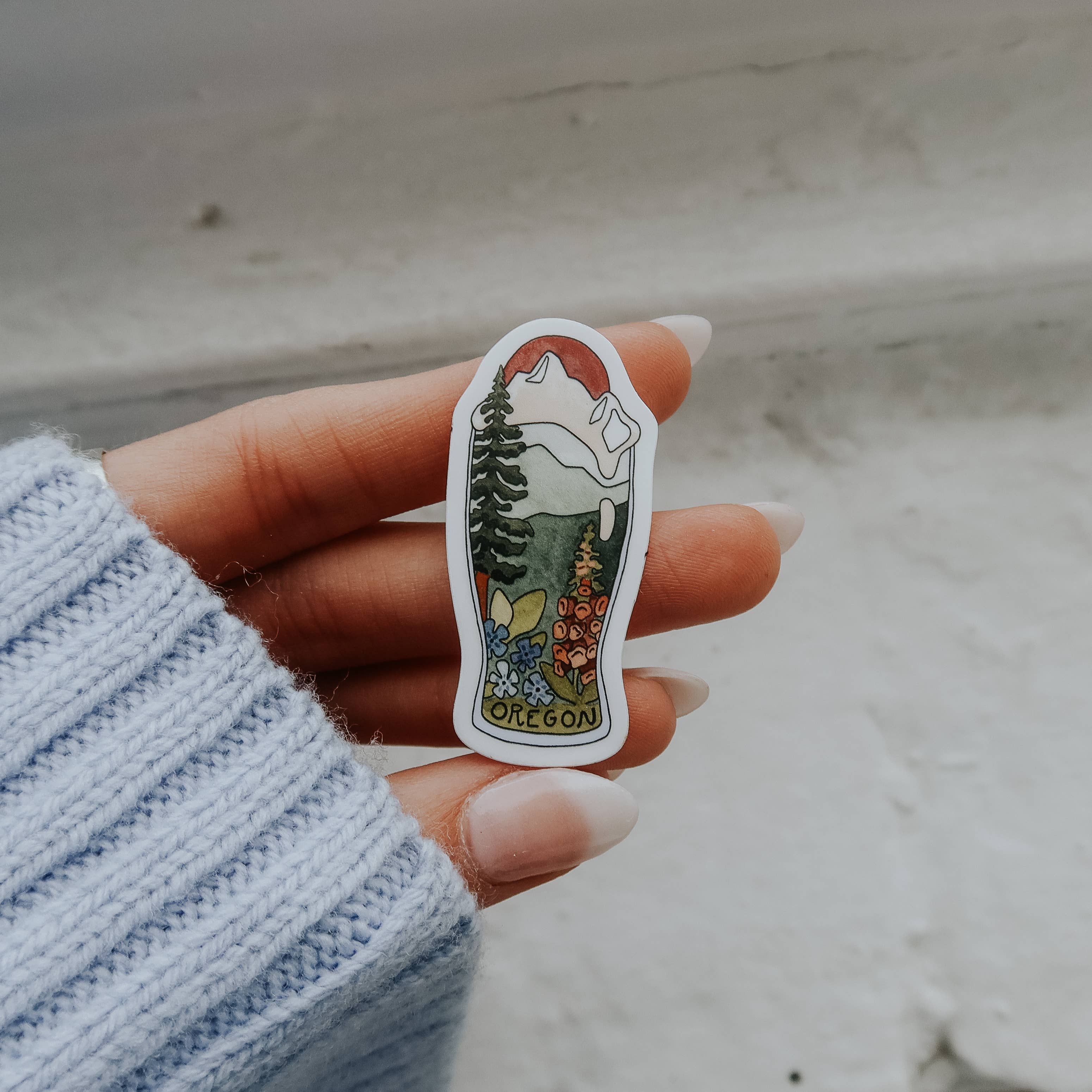 Sticker Girl - Wholesale Sticker - Mini Oregon Mountain Pint Glass Vinyl Sticker
