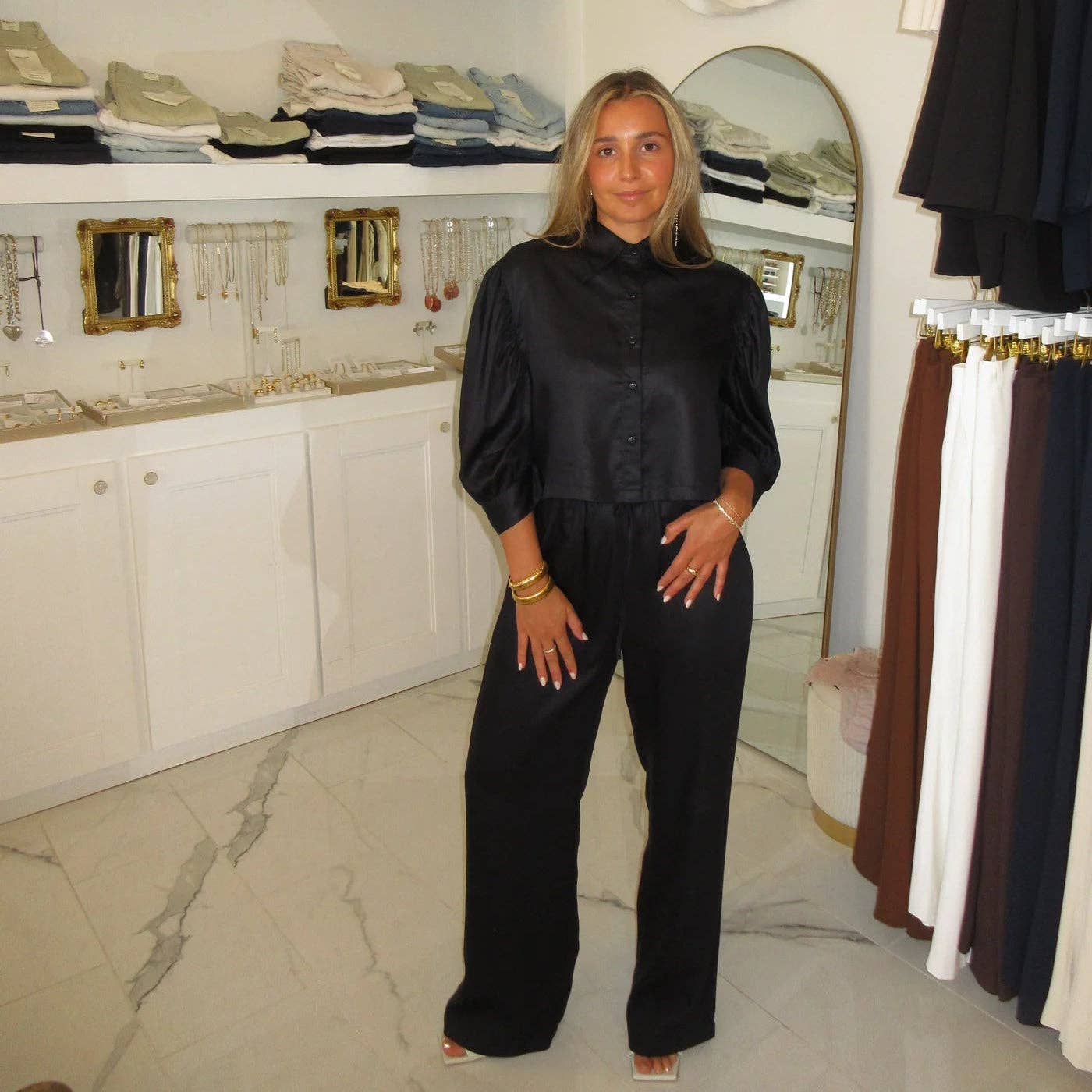 Airotciv by Victoria – Camisa com botões no colarinho – Mulher por atacado – Topo da Bastilha3