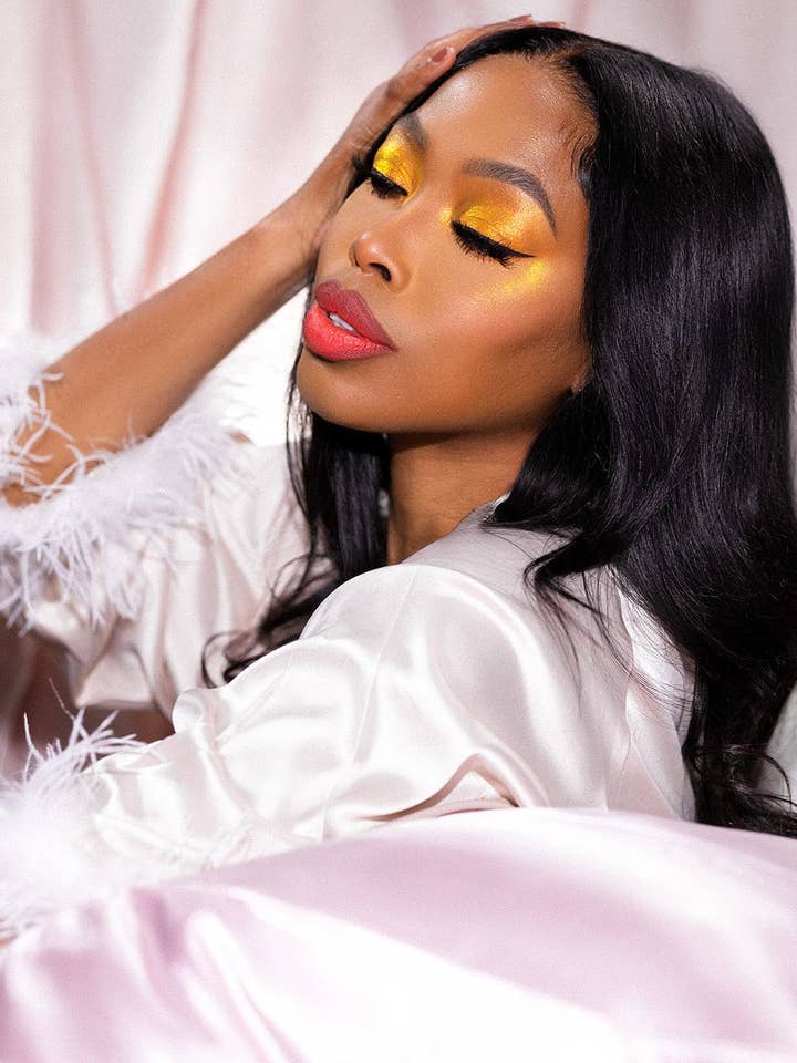 Kerzenlicht Opal Multichrome Loser Lidschatten für den Großhandel von Karla Cosmetics