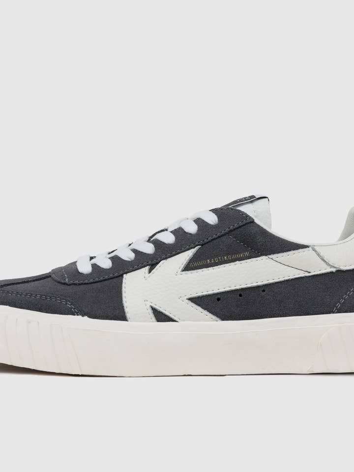 Keoni Low Vega Man Color Anthracite for wholesale by Kaotiko Footwear