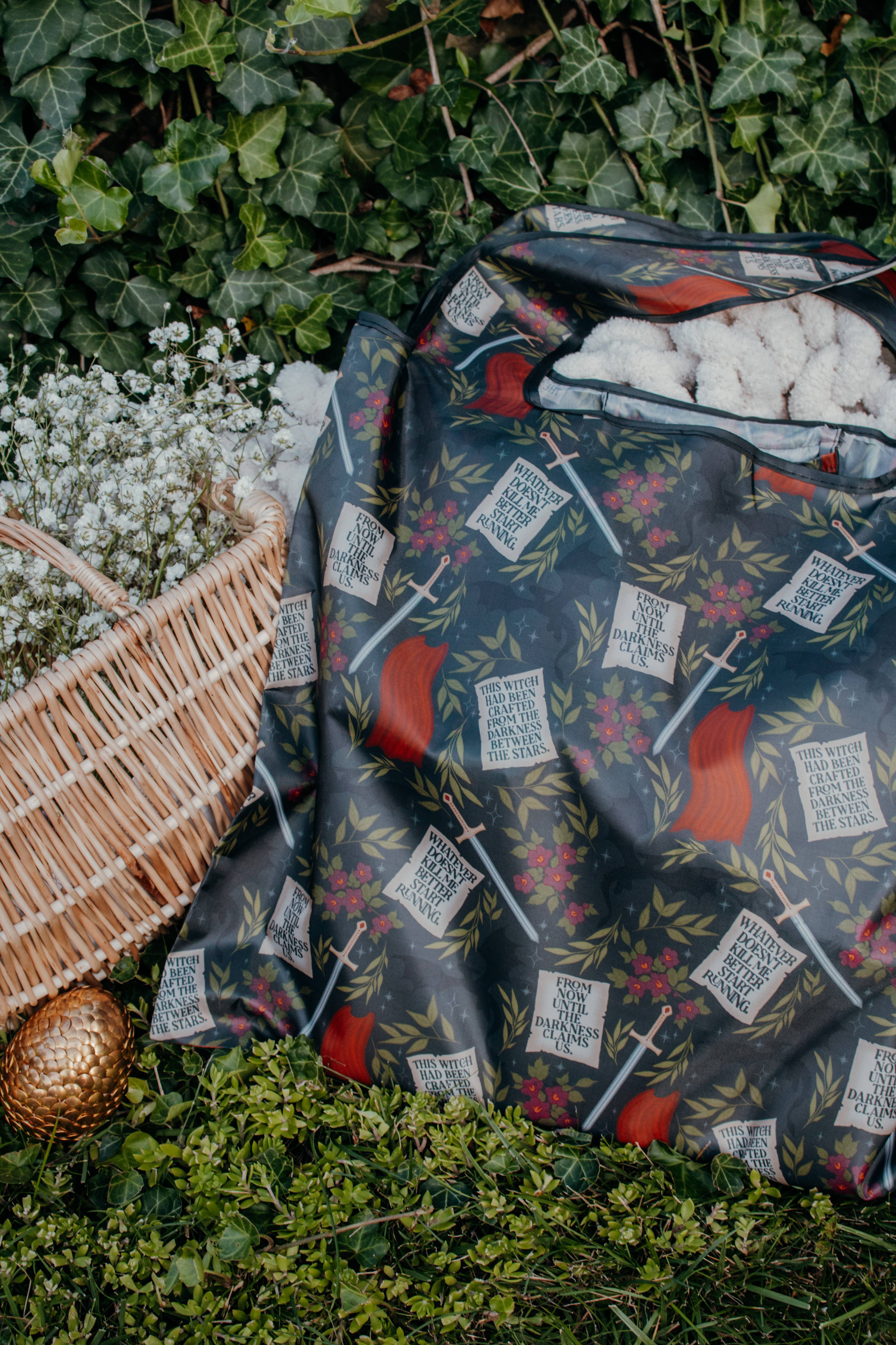 Meaggie Moos - Wholesale Grocery/Shopping Bag - Throne of Glass Manon | Reusable Bookish Grocery Tote Bag5