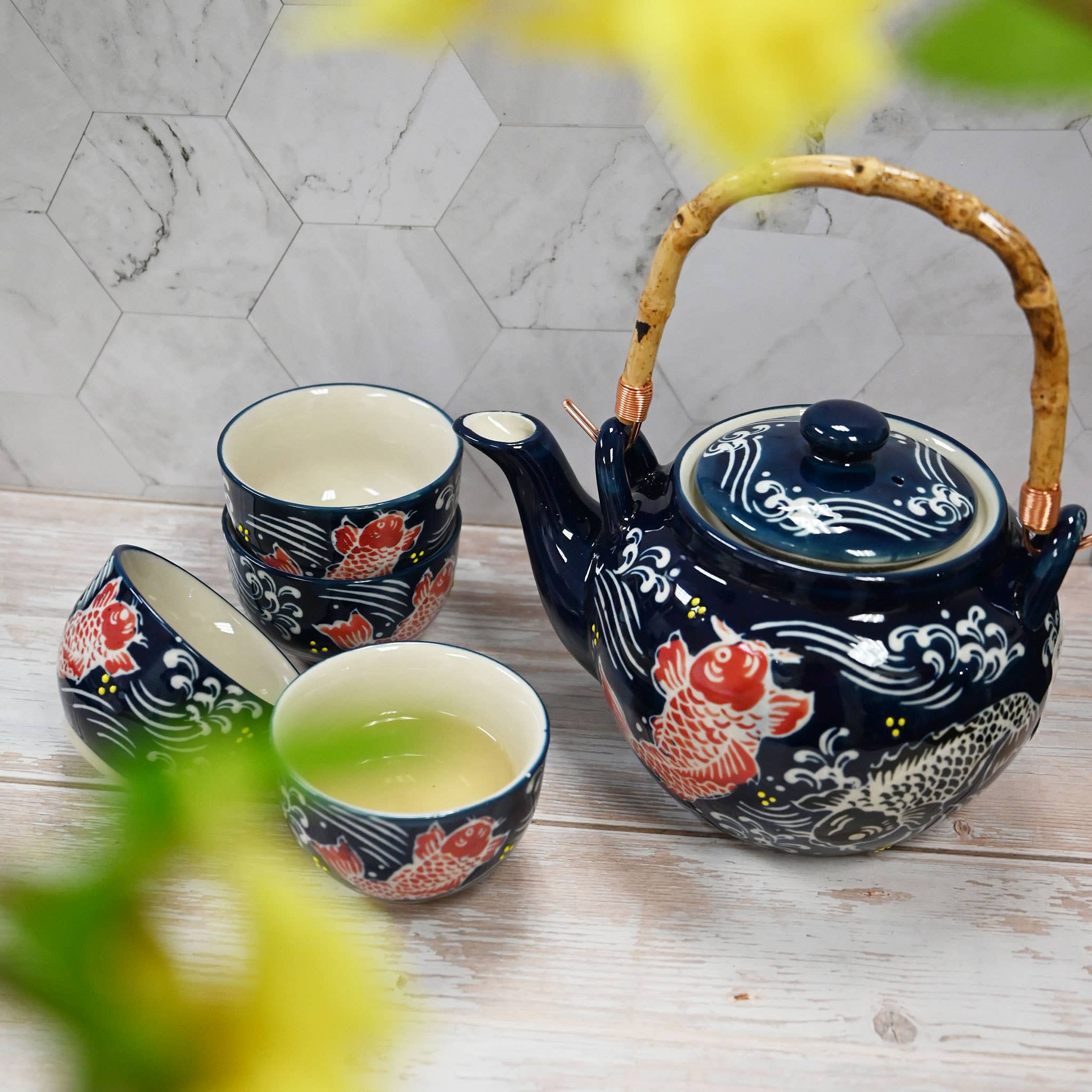 Fuji Merchandise Corporation - Vente Service à thé - ENSEMBLE À THÉ MIRA – POISSON KOÏ ROUGE3