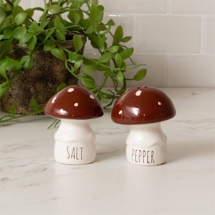 Audrey's Home & Gift - Wholesale Salt & Pepper Shaker Set - Mushroom Salt And Pepper Shakers (Pk/02 Pr)