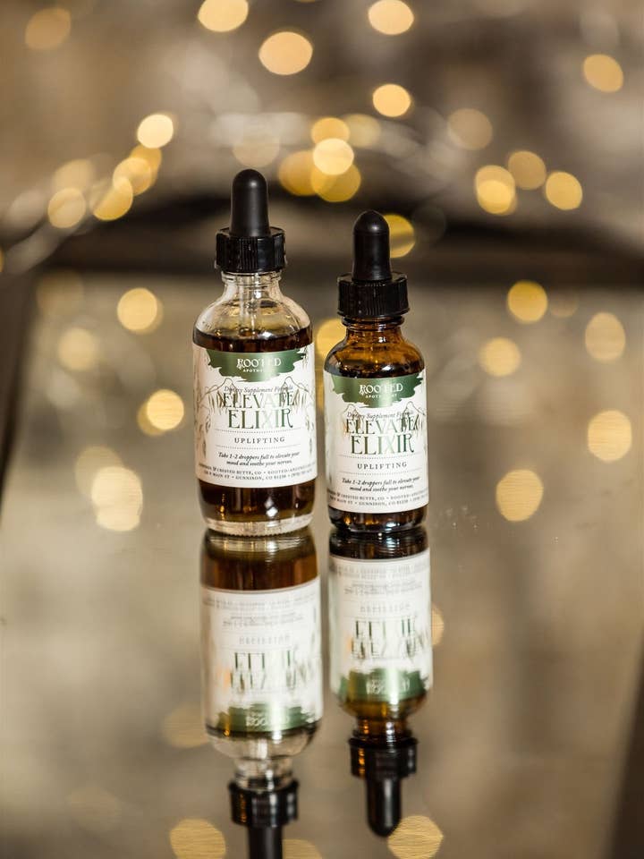 Élixir Elevate pour la vente par Rooted Apothecary
