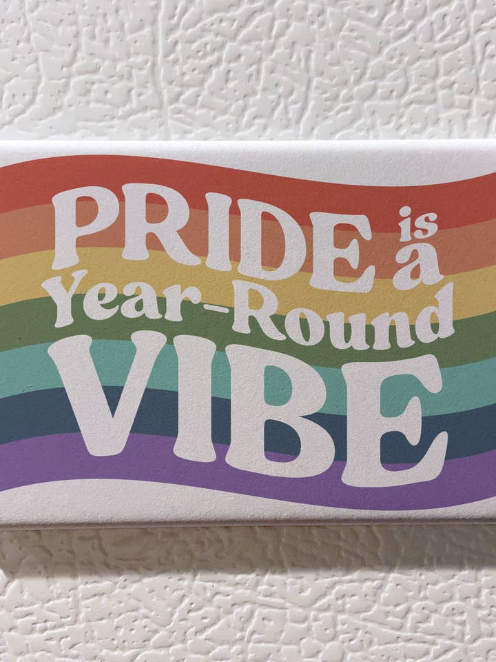 Magnete souvenir Pride, un'atmosfera che dura tutto l'anno per la vendita all'ingrosso da parte di The Red Swan Shop