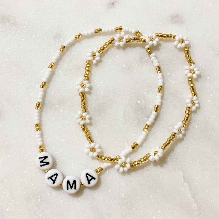 Gabby gouden en witte armband/enkelbandje voor wholesale door Dainty Daisy Bead Co.