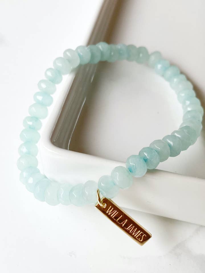 Bracelet Amazonite Plaqué or 14 carats Force et Courage pour la vente par Willa James