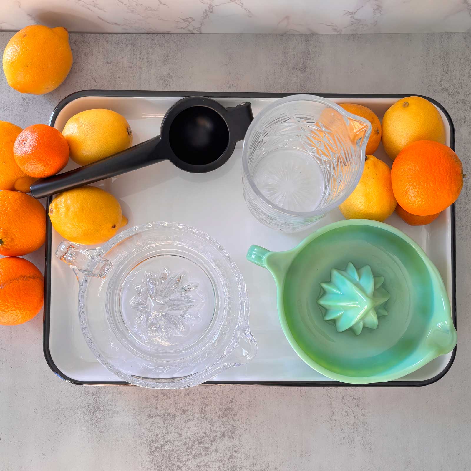 TableCraft Products Company - Wholesale Juicer - Jadeite Glass Collection Juicer With Handle6